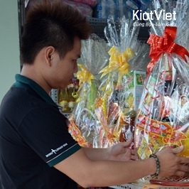 Mẹo BÁN HÀNG TẠP HÓA dịp Tết “đắt như tôm tươi”