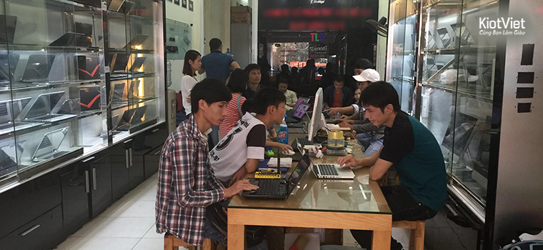 Kinh doanh laptop -  Bí quyết 'sống khỏe' trong mùa khai trường?