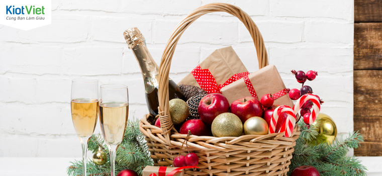 Bí kíp lựa chọn nguyên liệu gói giỏ quà Tết giá rẻ mà vẫn bắt mắt thu hút
