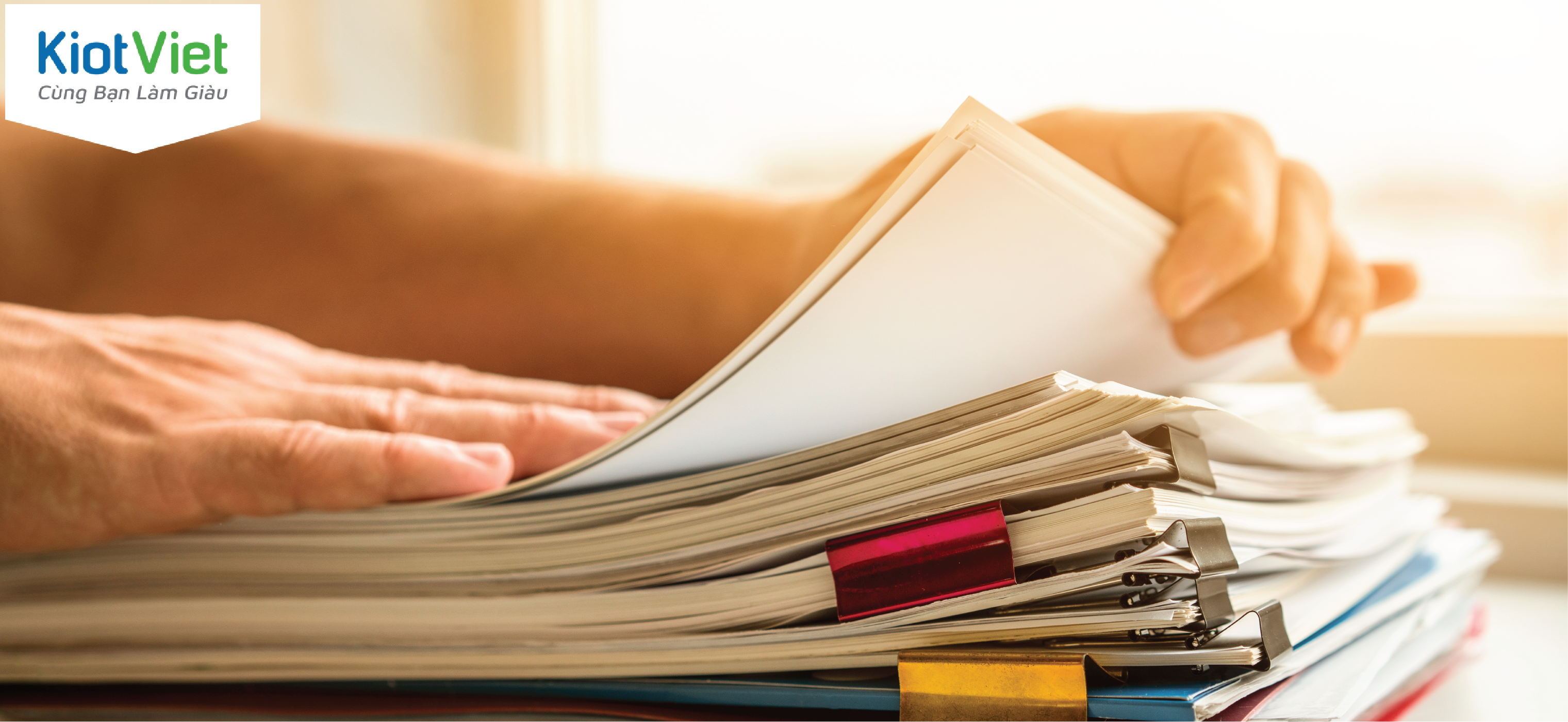 Tại sao bạn nên thay đổi thói quen quản lý bán hàng bằng sổ sách?