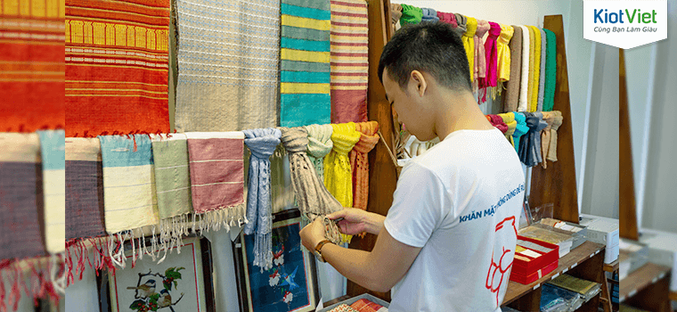 Bá Minh Silk và sứ mệnh làm mới sản phẩm lụa tơ tằm truyền thống