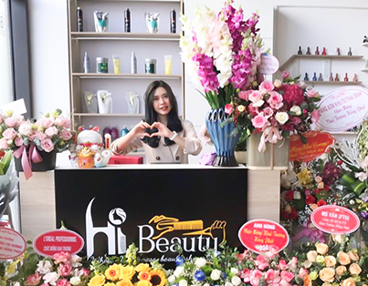 Cô sinh viên 20 tuổi mở salon làm đẹp riêng, đón 30-40 lượt khách mỗi ngày